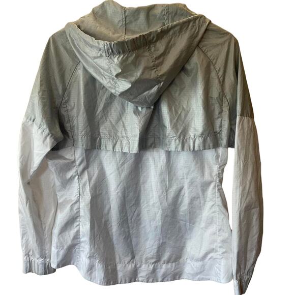 Vintage Y2K Grey and White Nike Windbreaker Jacket Women’s Medium - Picture 3 of 3